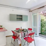 Rododendro Rosso - Happy Appartement