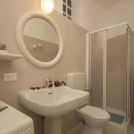 Rododendro Rosso - Happy Apartment *