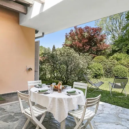 Apartment Rododendro Rosso: Duplex With Pool, Tennis And Bbq - Happy *