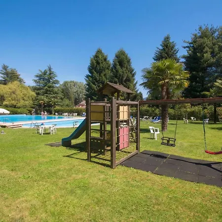Apartment Rododendro Rosso: Duplex With Pool, Tennis And Bbq - Happy Ispra