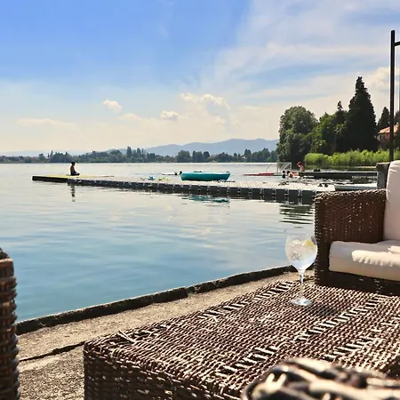 Rododendro Rosso: Duplex With Pool, Tennis And Bbq - Happy *