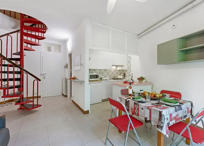 Rododendro Rosso - Happy Apartament *