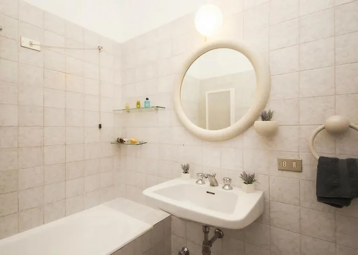 Rododendro Rosso - Happy Ispra